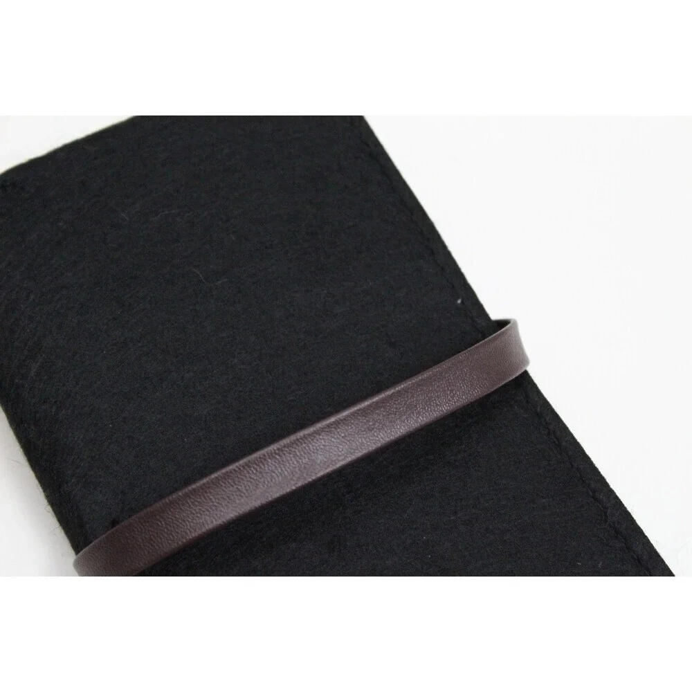 MRKT Travel Sunglasses Case Felt Black Holder Wrap Mad Rabbit Kicking Tiger